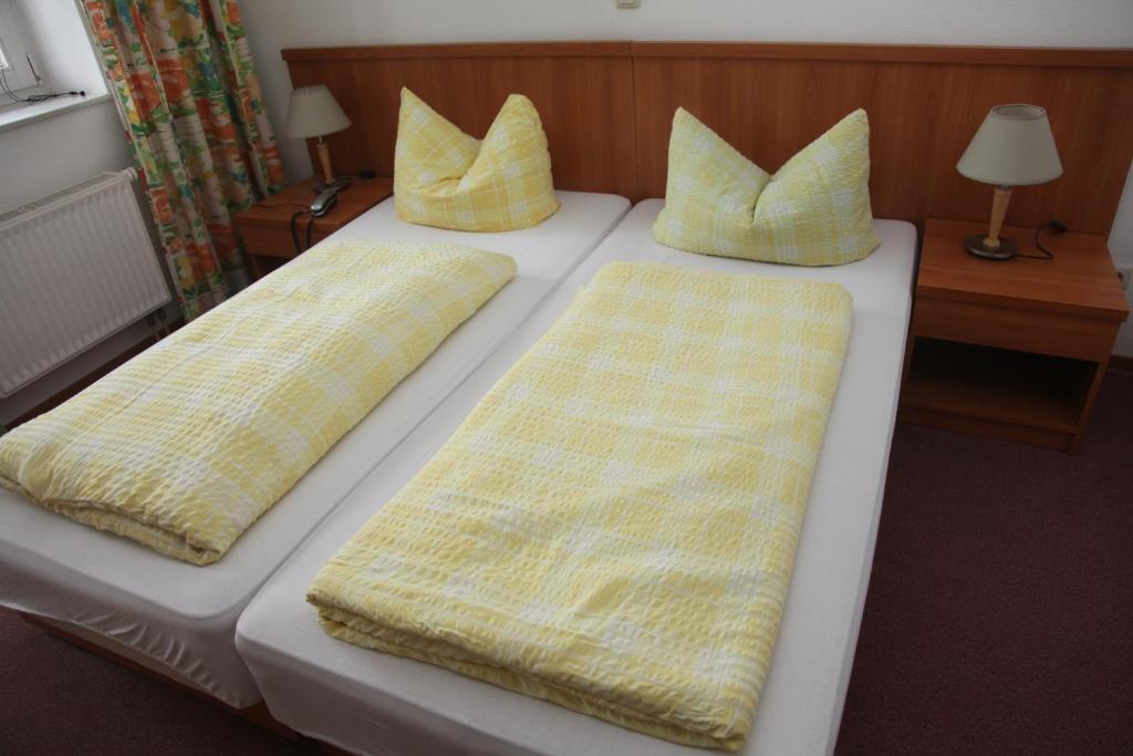 Hotel Cafe Am Stift Hessisch Oldendorf Szoba fotó
