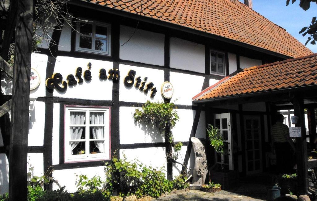 Hotel Cafe Am Stift Hessisch Oldendorf Kültér fotó